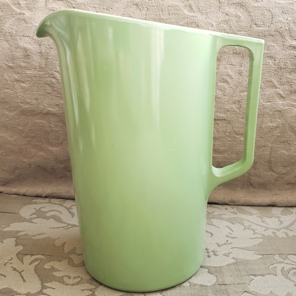 Melmac Pitcher in avacado green from 1972.
